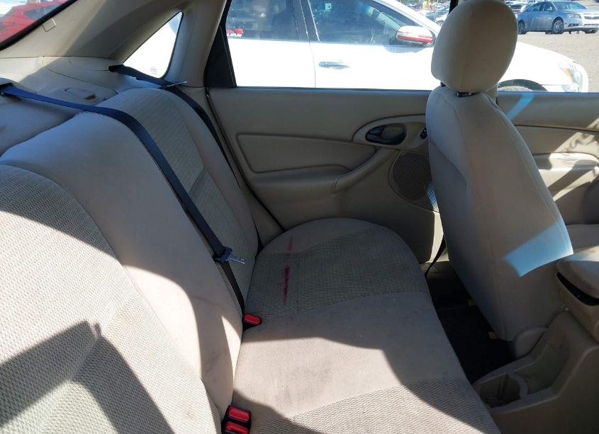 Photo 8 of 2004 Ford Focus SE (VIN 1FAFP34Z14W139546)