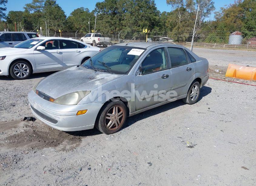 Photo 2 of 2003 Ford Focus SE (VIN 1FAFP34Z23W257426)