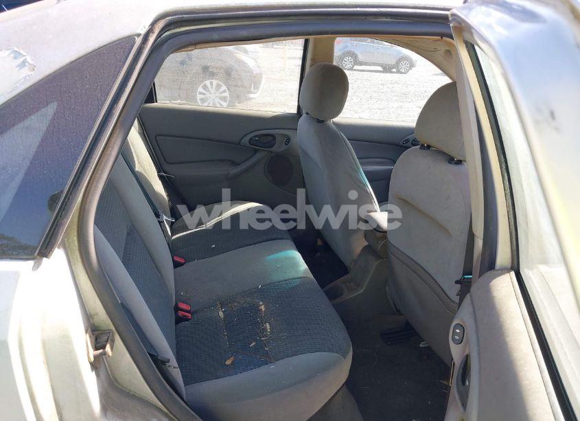 Photo 8 of 2003 Ford Focus SE (VIN 1FAFP34Z23W257426)