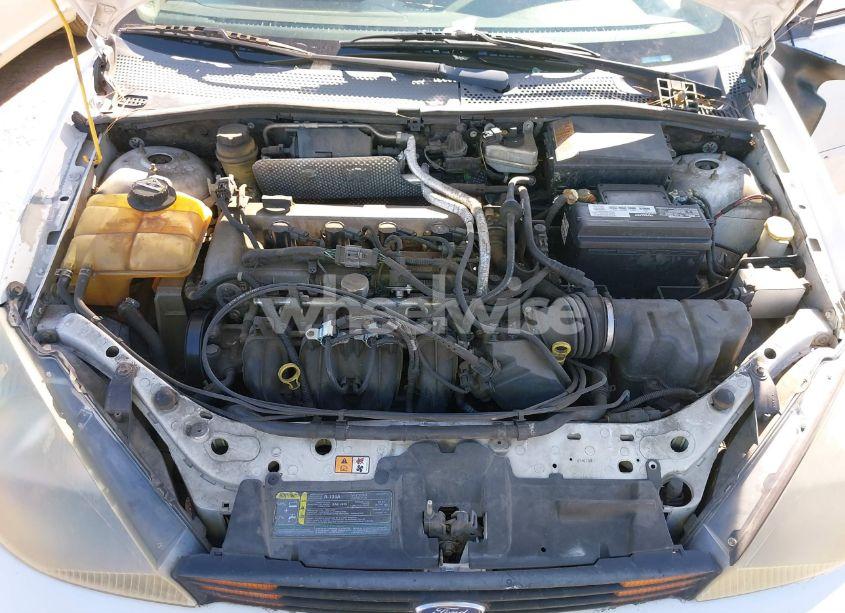 Photo 10 of 2003 Ford Focus SE (VIN 1FAFP34Z43W273837)