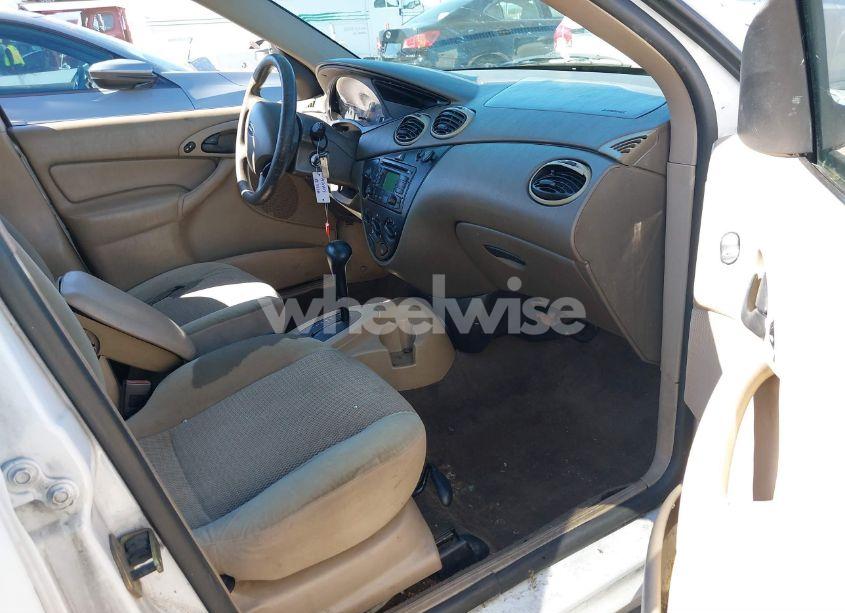 Photo 5 of 2003 Ford Focus SE (VIN 1FAFP34Z43W273837)