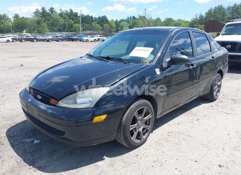 Photo 2 of 2004 Ford Focus SE (VIN 1FAFP34Z54W175689)