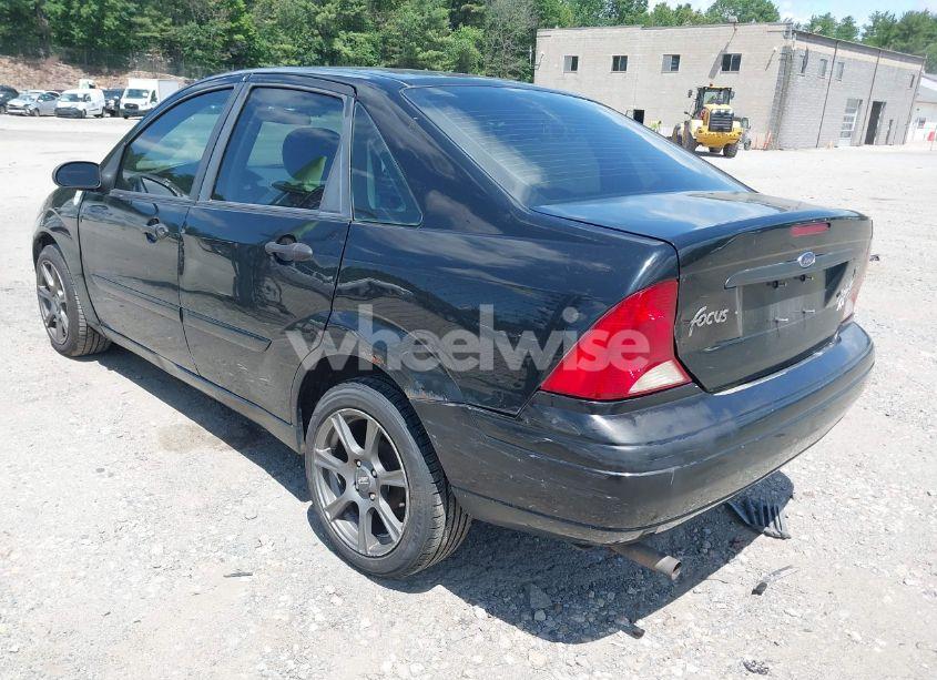 Photo 3 of 2004 Ford Focus SE (VIN 1FAFP34Z54W175689)