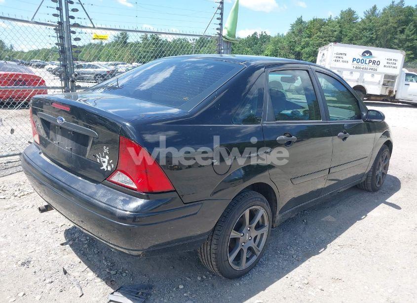 Photo 4 of 2004 Ford Focus SE (VIN 1FAFP34Z54W175689)