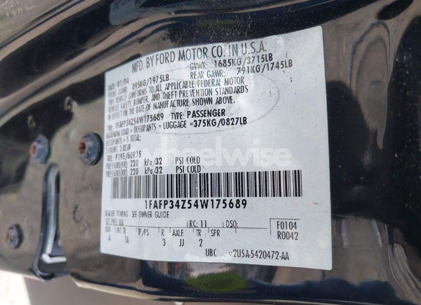 Photo 9 of 2004 Ford Focus SE (VIN 1FAFP34Z54W175689)