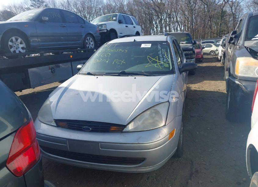 Photo 11 of 2002 Ford Focus SE/ZTW (VIN 1FAFP36312W176375)