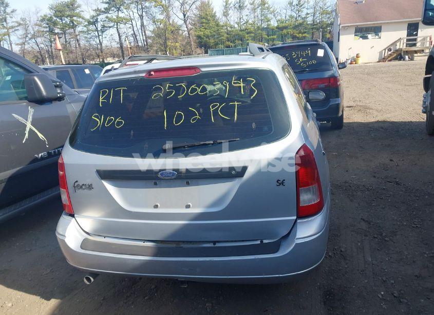 Photo 15 of 2002 Ford Focus SE/ZTW (VIN 1FAFP36312W176375)