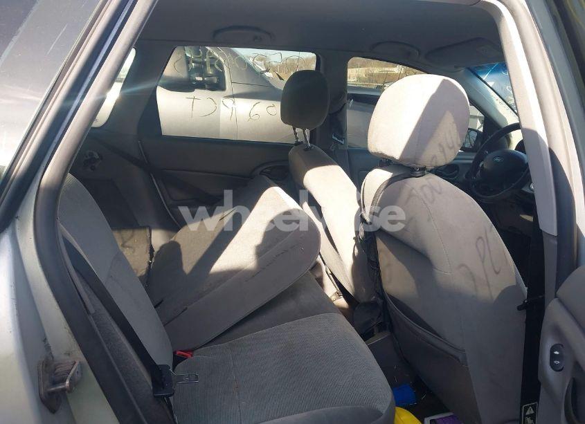 Photo 8 of 2002 Ford Focus SE/ZTW (VIN 1FAFP36312W176375)