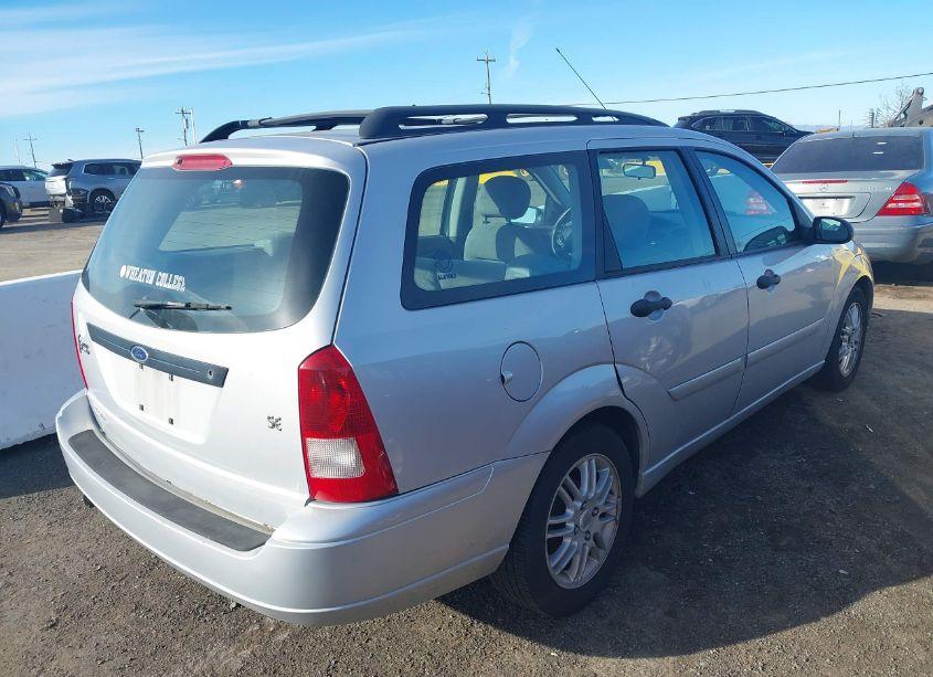 Photo 4 of 2002 Ford Focus SE/ZTW (VIN 1FAFP36312W282745)