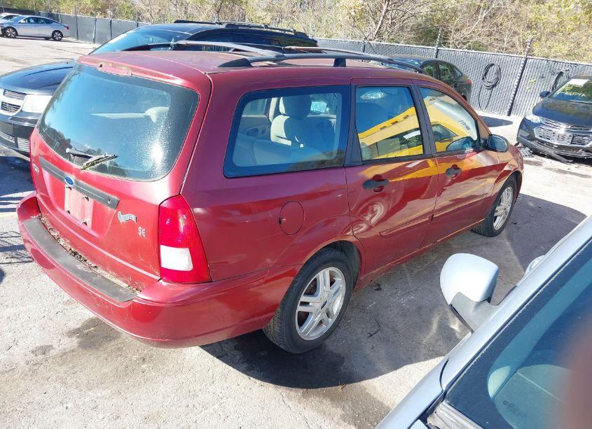 Photo 4 of 2000 Ford Focus SE (VIN 1FAFP3632YW333596)