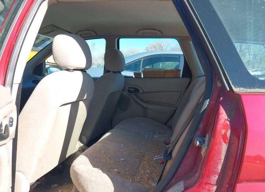 Photo 8 of 2000 Ford Focus SE (VIN 1FAFP3632YW333596)