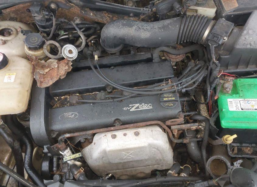 Photo 10 of 2002 Ford Focus SE/ZTW (VIN 1FAFP36332W196966)