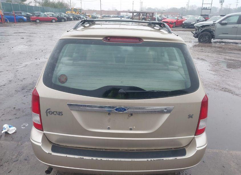 Photo 16 of 2002 Ford Focus SE/ZTW (VIN 1FAFP36332W196966)