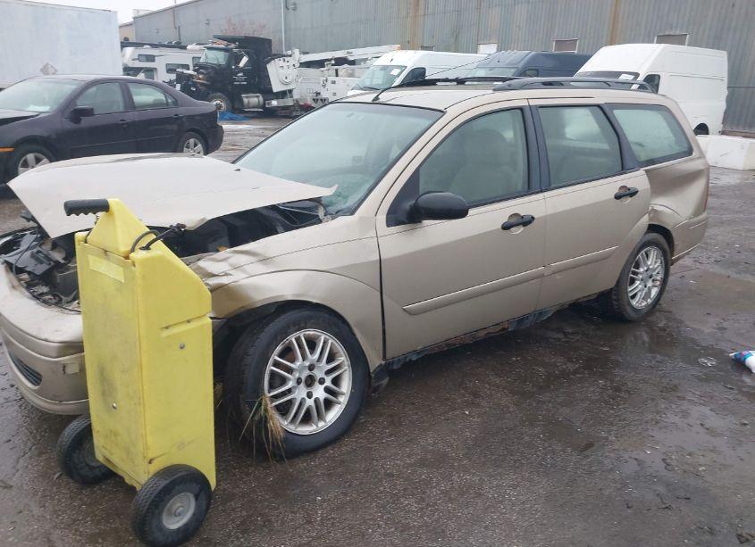 Photo 2 of 2002 Ford Focus SE/ZTW (VIN 1FAFP36332W196966)
