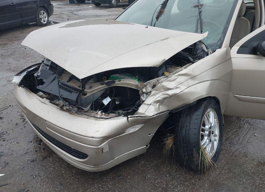 Photo 6 of 2002 Ford Focus SE/ZTW (VIN 1FAFP36332W196966)