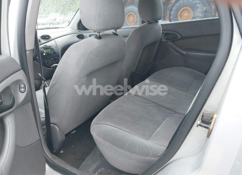 Photo 8 of 2003 Ford Focus SE/ZTW (VIN 1FAFP36333W241678)