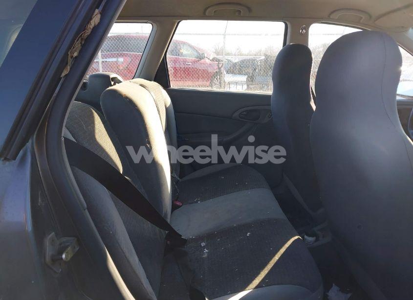 Photo 8 of 2003 Ford Focus SE/ZTW (VIN 1FAFP36343W132999)