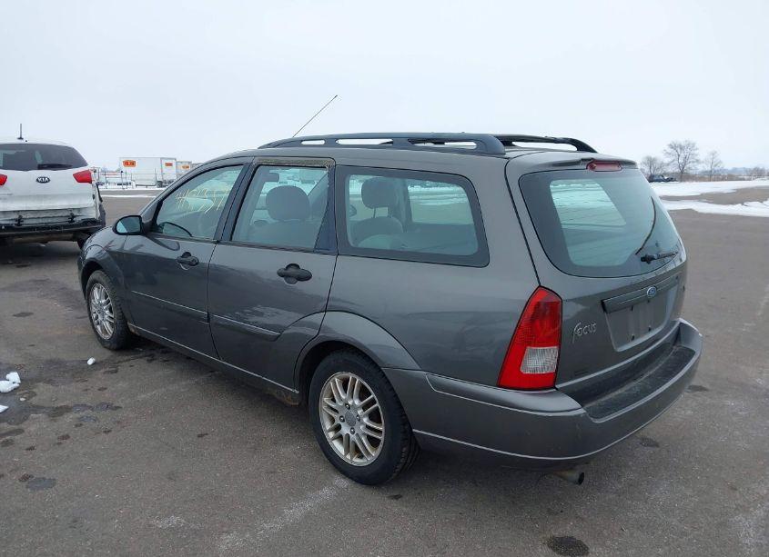 Photo 3 of 2003 Ford Focus SE/ZTW (VIN 1FAFP36343W150354)