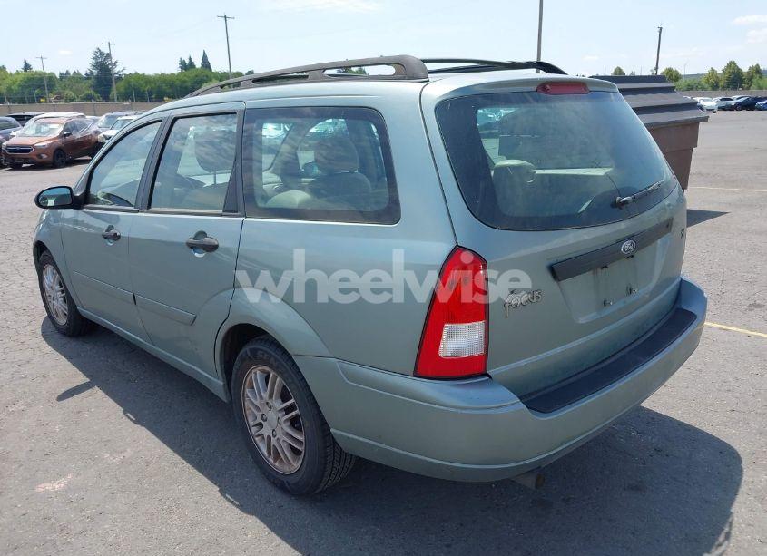 Photo 3 of 2003 Ford Focus SE/ZTW (VIN 1FAFP36343W264600)