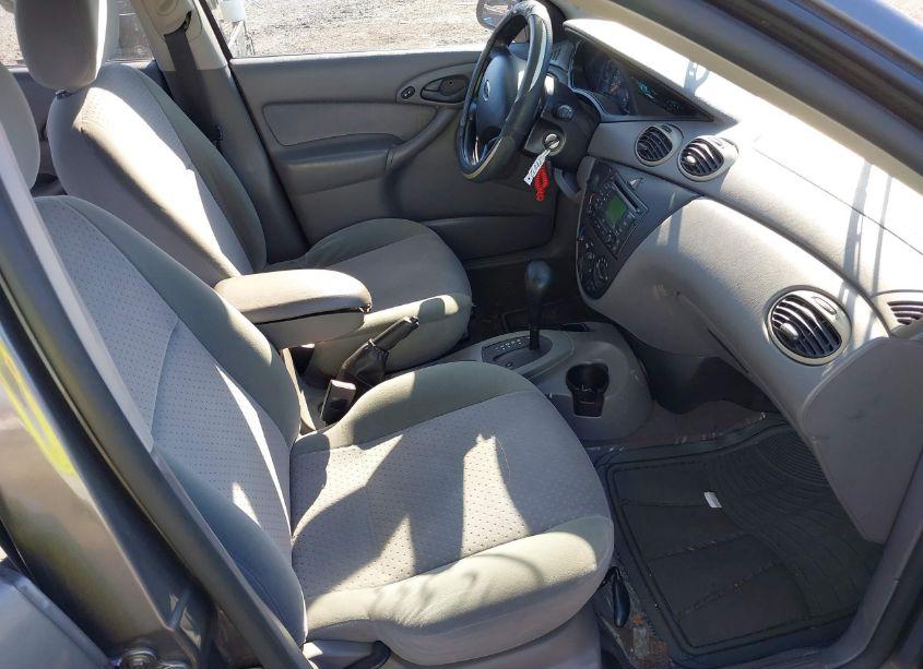 Photo 5 of 2003 Ford Focus SE/ZTW (VIN 1FAFP36343W292333)