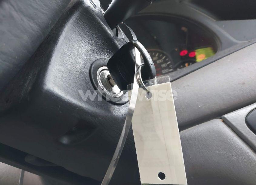 Photo 11 of 2002 Ford Focus SE/ZTW (VIN 1FAFP36352W358032)