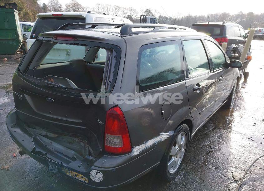 Photo 4 of 2002 Ford Focus SE/ZTW (VIN 1FAFP36352W358032)