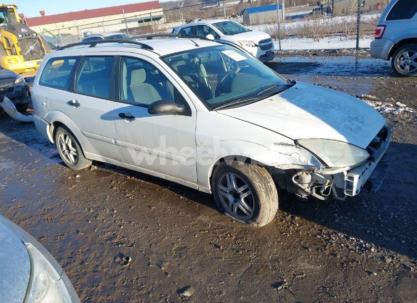 2000 Ford Focus SE (VIN 1FAFP3635YW275810) main photo