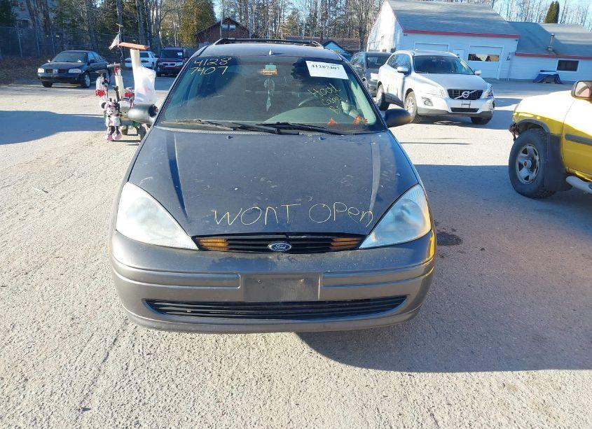 Photo 13 of 2002 Ford Focus SE/ZTW (VIN 1FAFP36362W143632)
