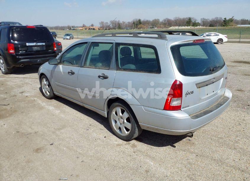 Photo 3 of 2002 Ford Focus SE/ZTW (VIN 1FAFP36372W206740)