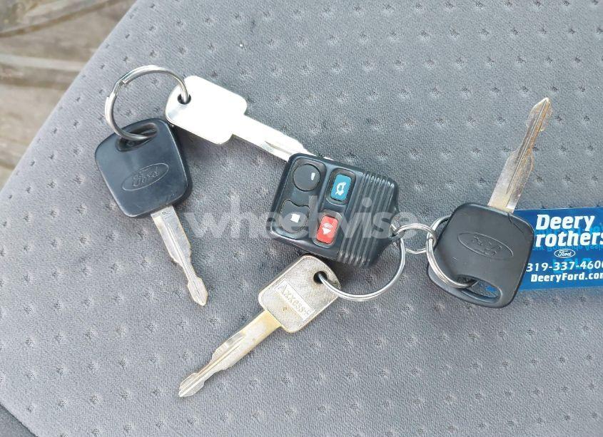 Photo 11 of 2003 Ford Focus SE/ZTW (VIN 1FAFP36373W209641)