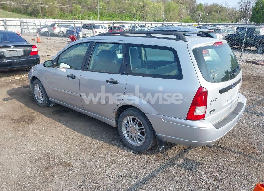 Photo 3 of 2003 Ford Focus SE/ZTW (VIN 1FAFP36373W209641)