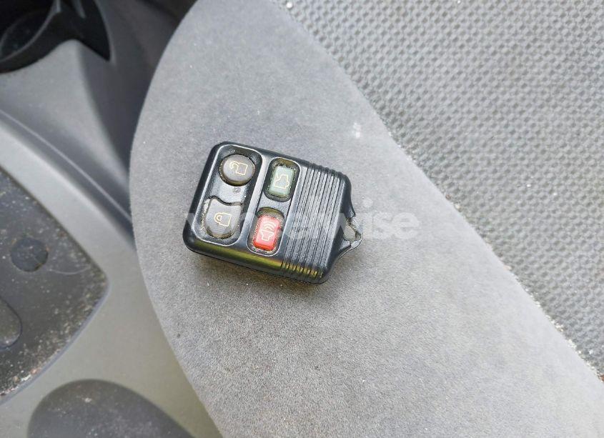 Photo 11 of 2002 Ford Focus SE/ZTW (VIN 1FAFP36382W219514)