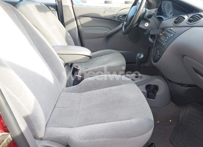 Photo 5 of 2002 Ford Focus SE/ZTW (VIN 1FAFP36382W219514)