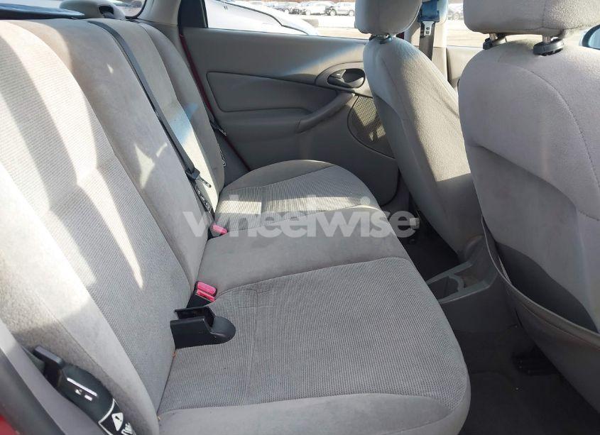 Photo 8 of 2002 Ford Focus SE/ZTW (VIN 1FAFP36382W219514)