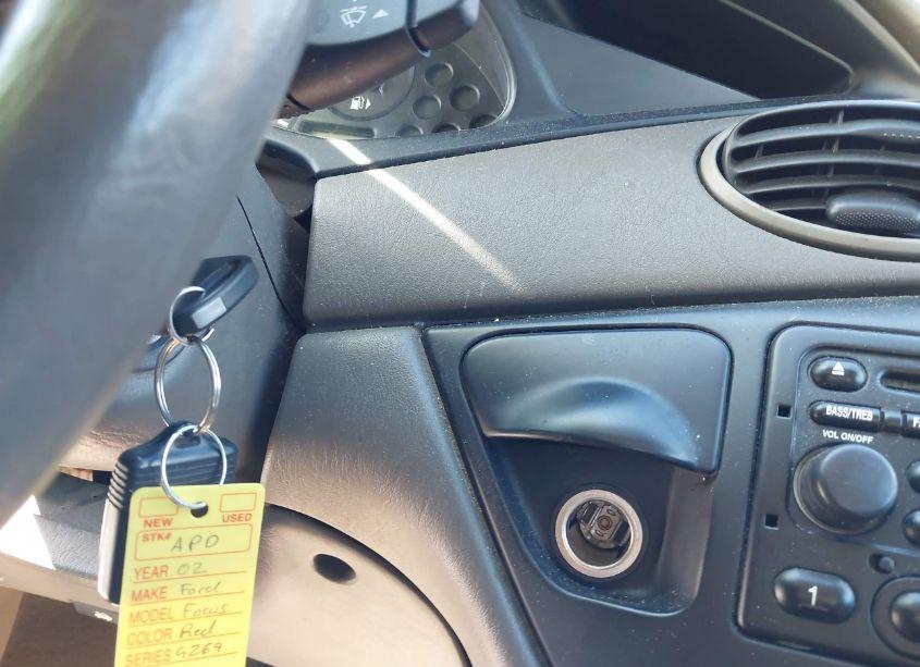 Photo 11 of 2002 Ford Focus SE/ZTW (VIN 1FAFP36382W359269)