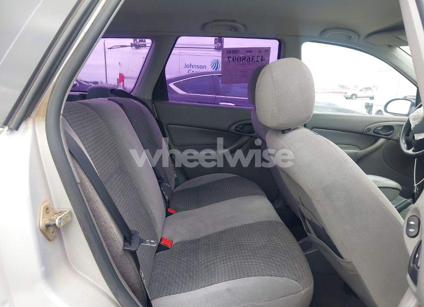 Photo 8 of 2003 Ford Focus SE/ZTW (VIN 1FAFP36383W119382)