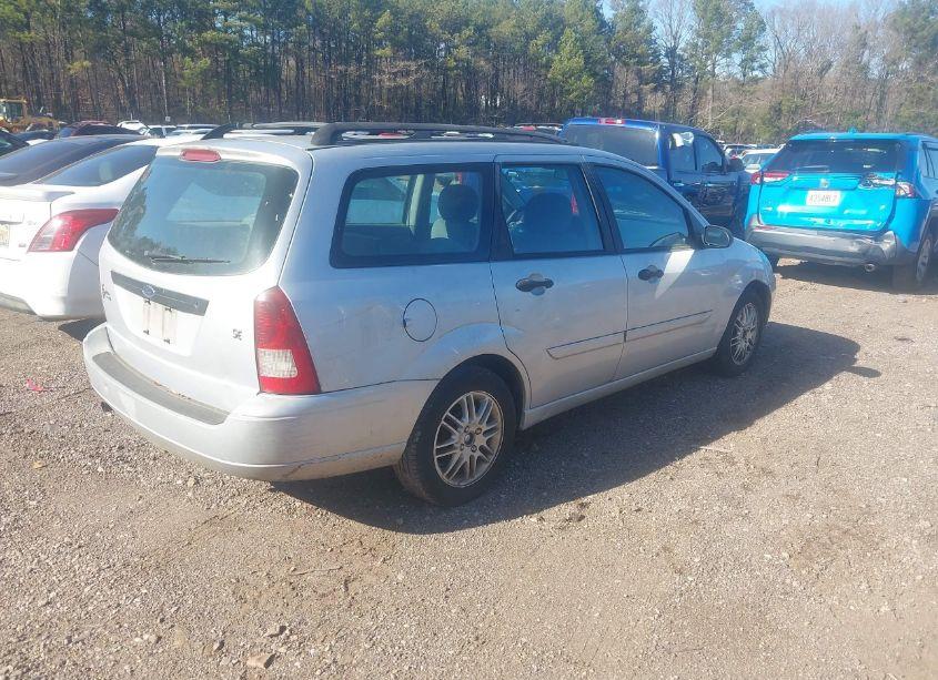 Photo 4 of 2003 Ford Focus SE/ZTW (VIN 1FAFP363X3W344340)