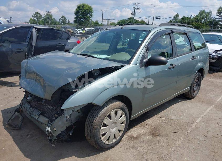 Photo 2 of 2005 Ford Focus ZXW (VIN 1FAFP36N25W132570)