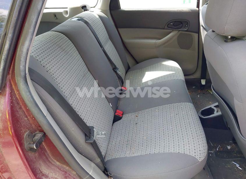 Photo 8 of 2006 Ford Focus ZXW (VIN 1FAFP36N26W158944)