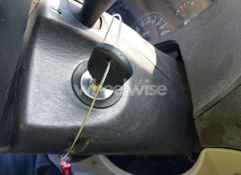 Photo 11 of 2007 Ford Focus SE/SES (VIN 1FAFP36N27W114833)