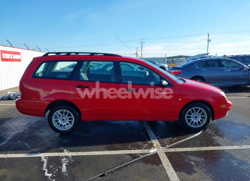 Photo 13 of 2005 Ford Focus ZXW (VIN 1FAFP36N35W200584)