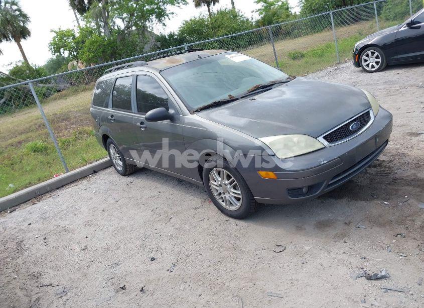 2005 Ford Focus ZXW (VIN 1FAFP36N35W211505) main photo