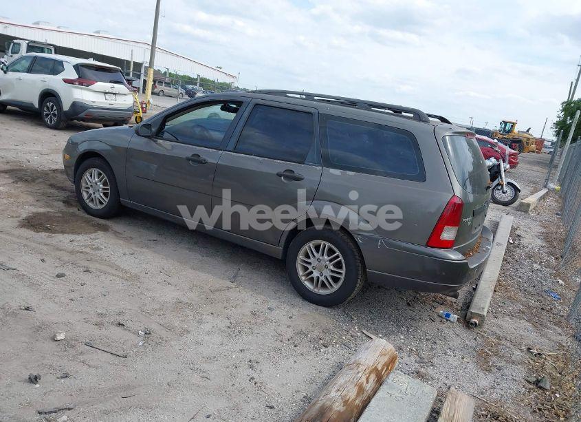 Photo 3 of 2005 Ford Focus ZXW (VIN 1FAFP36N35W211505)