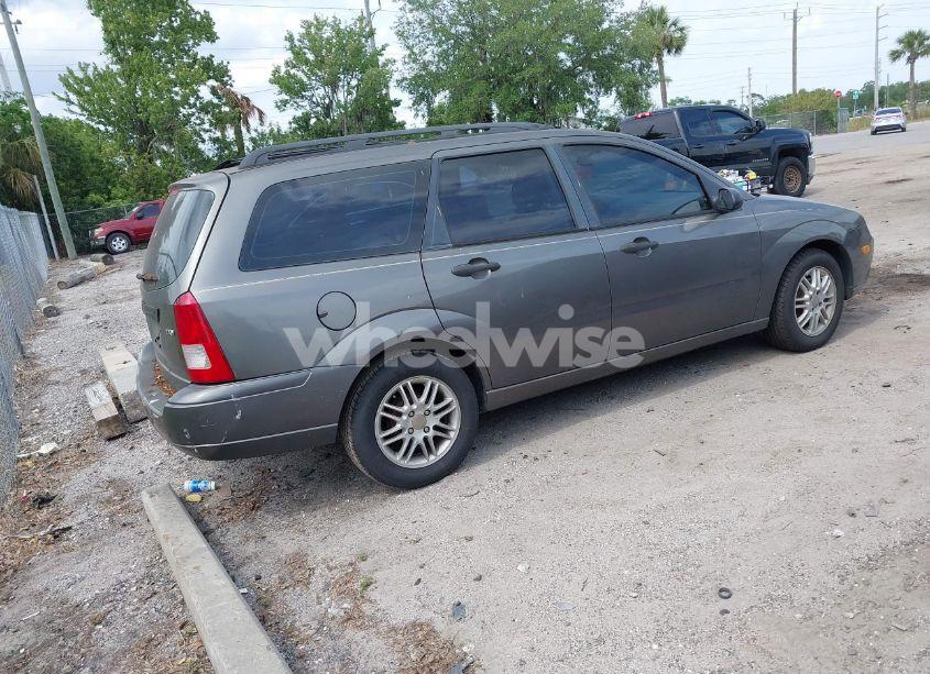 Photo 4 of 2005 Ford Focus ZXW (VIN 1FAFP36N35W211505)