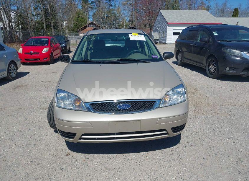 Photo 13 of 2007 Ford Focus SE/SES (VIN 1FAFP36N47W216229)