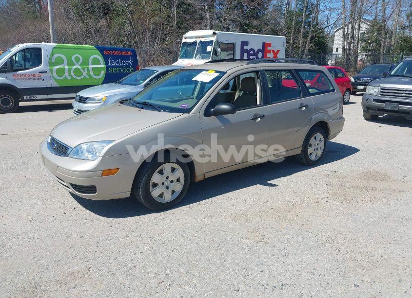 Photo 2 of 2007 Ford Focus SE/SES (VIN 1FAFP36N47W216229)
