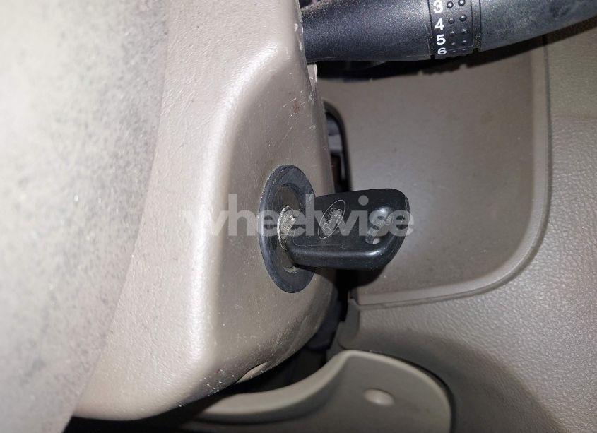Photo 11 of 2005 Ford Focus ZXW (VIN 1FAFP36N55W297867)