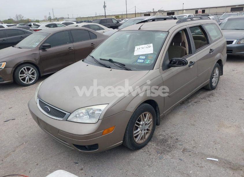 Photo 2 of 2005 Ford Focus ZXW (VIN 1FAFP36N65W138663)