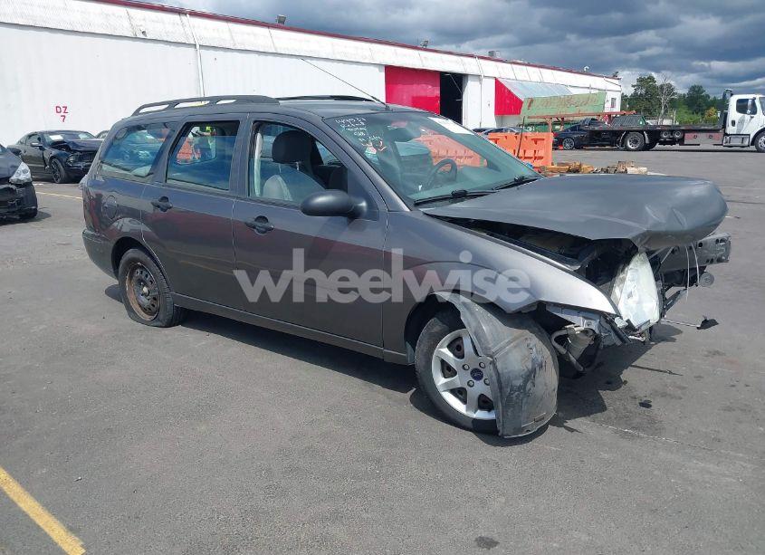 2005 Ford Focus ZXW (VIN 1FAFP36N75W192103) main photo