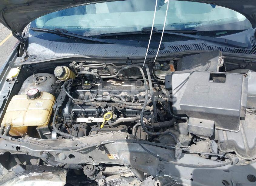 Photo 10 of 2005 Ford Focus ZXW (VIN 1FAFP36N75W192103)